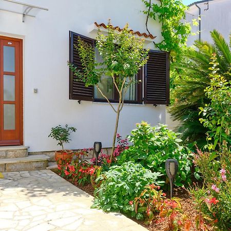 Apartman Mirjana 1 Mali Losinj Exterior photo